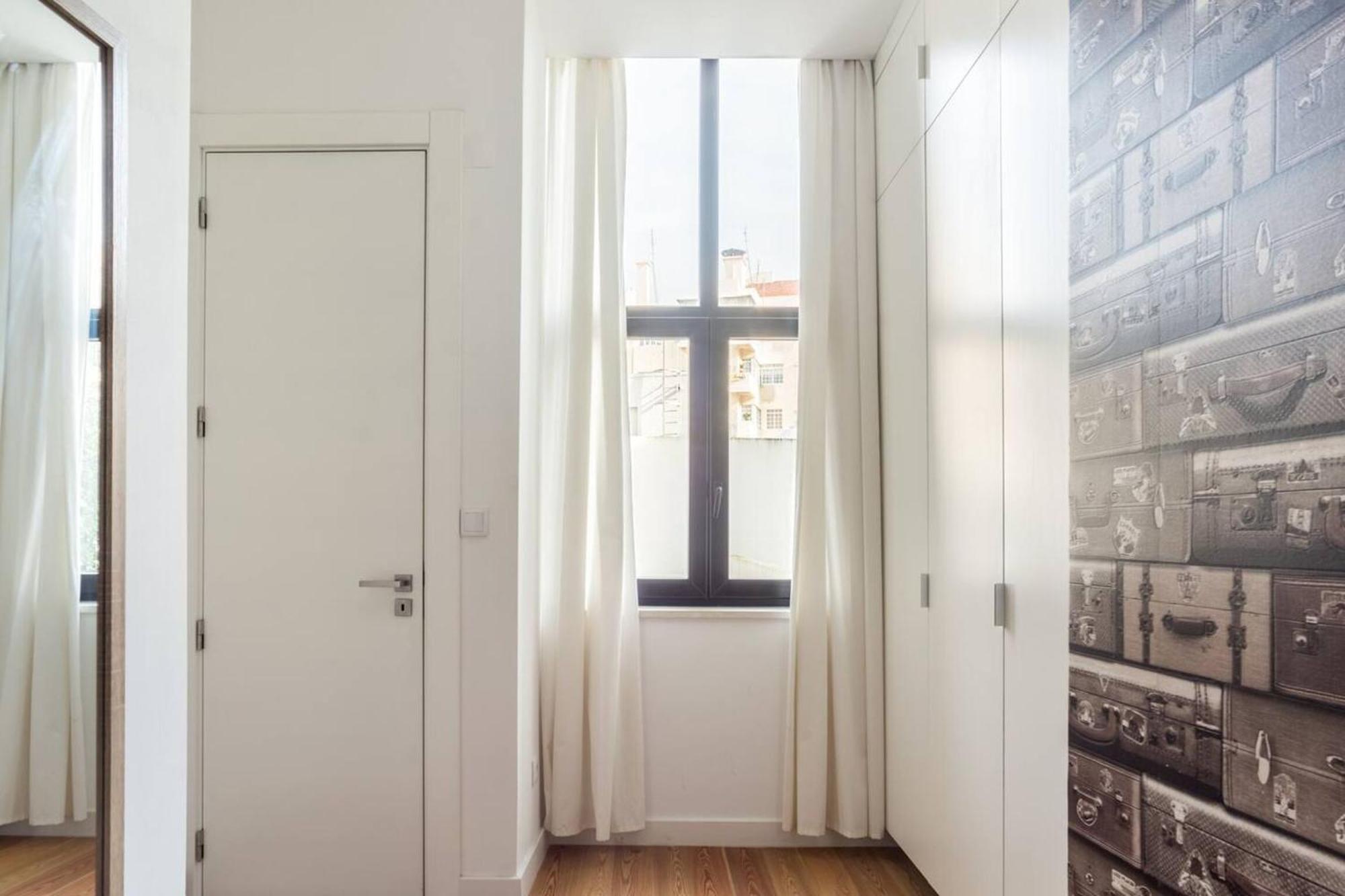 Spacious In With Terrace And Free Netflix * Lissabon